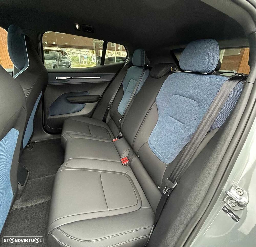 Volvo EX30 - 4