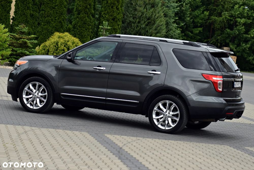 Ford Explorer - 13