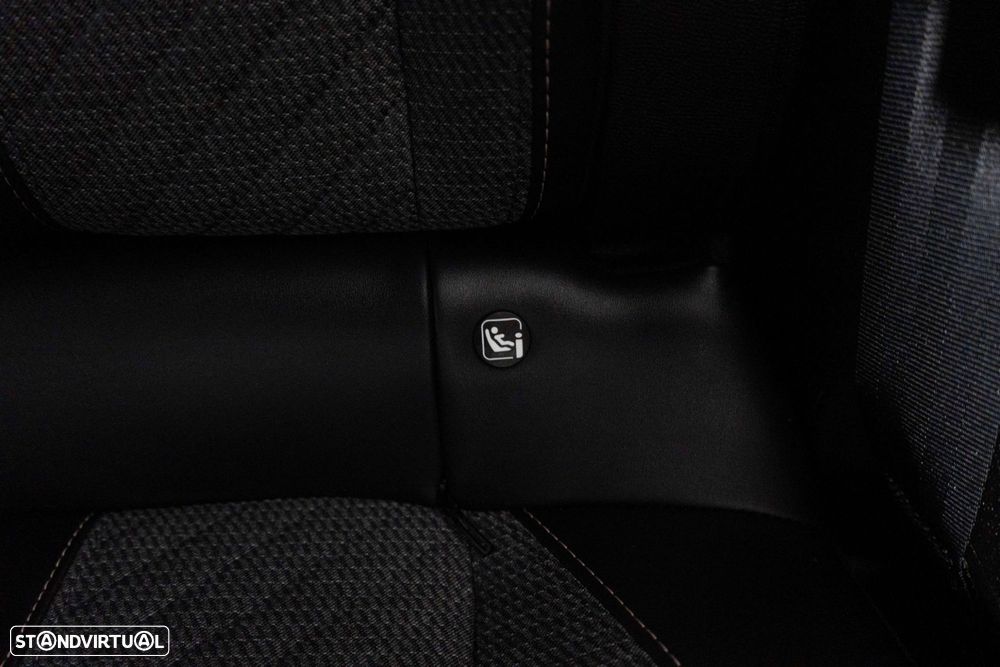 Peugeot 2008 1.2 PureTech Allure Pack - 11