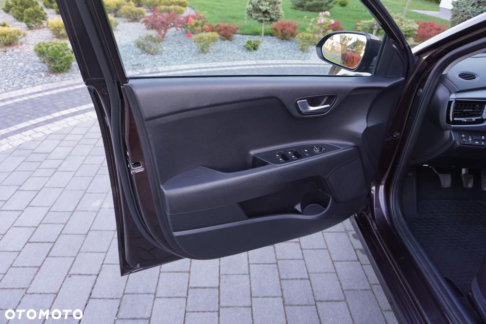 Kia Rio 1.2 XL - 12
