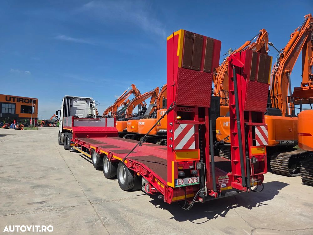 Bodex JANMIL-3 axe SAF, rampe DUBLE, axe SAF, extensii lemn la 3m latime, axa liftabila, lungime podea 9m, anv Goodyear, 2 roti rezerva, axa viratoare spate, rampe interior acces gat lebada, cutie lanturi, posibilitate leasing 5 ani-PROMOTIE 58.900 EUR+Tva - 2