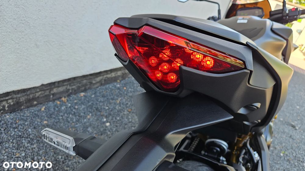 Kawasaki Z 650 - 11