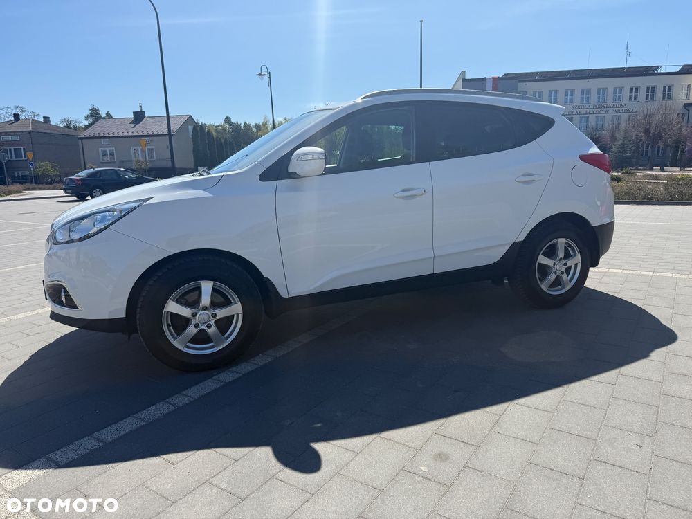 Hyundai ix35 1.6 2WD UEFA EURO 2012 Edition - 35