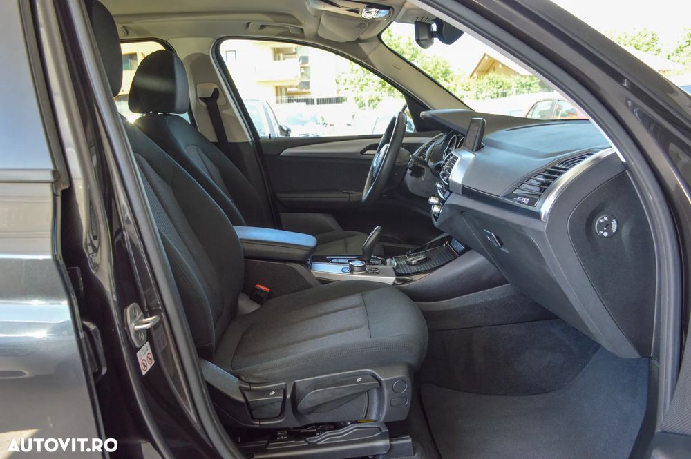 BMW X3 sDrive18d Aut. Advantage - 28