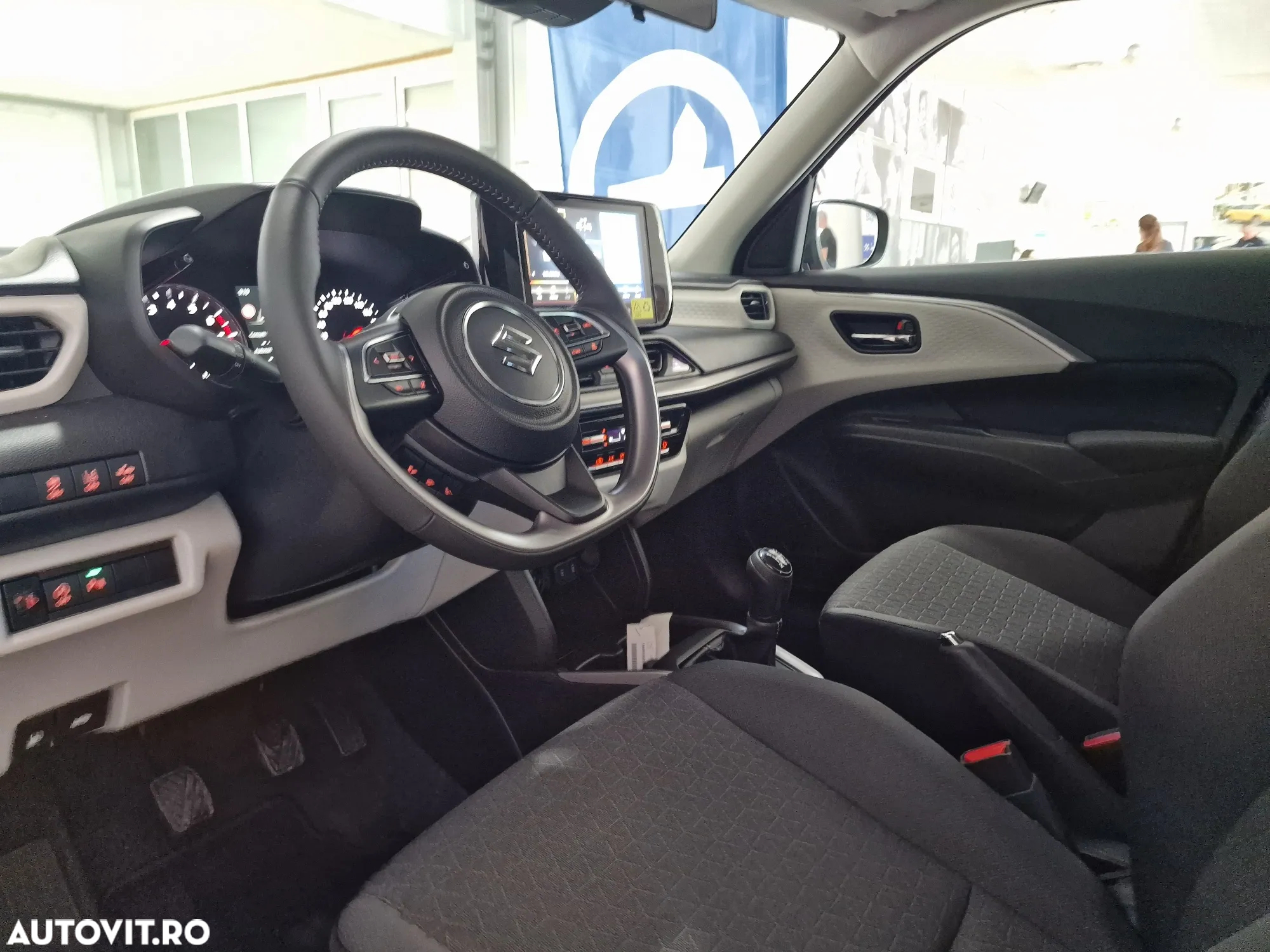 Suzuki Swift 1.2 Dualjet 12V MHEV Spirit - 10