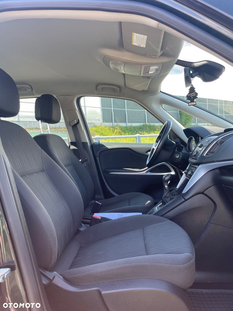 Opel Zafira - 22