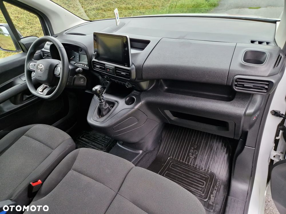 Toyota PROACE CITY D-4D - 16