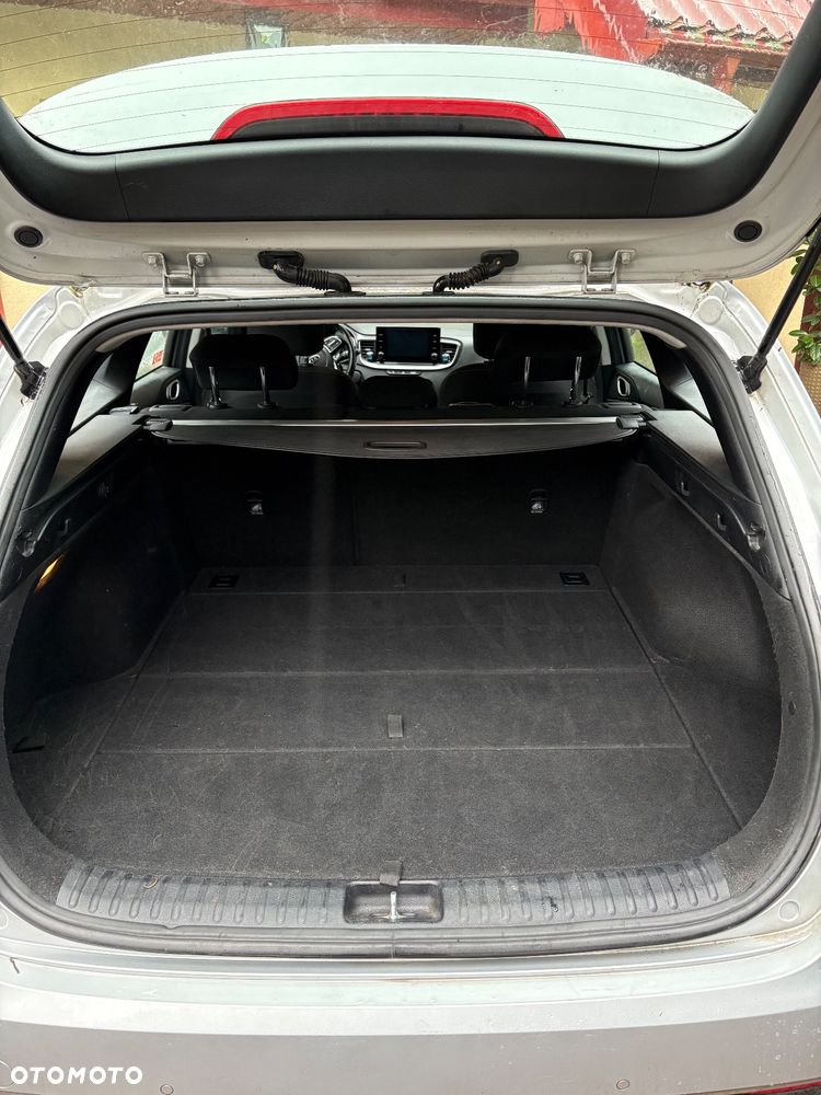 Kia Ceed 1.6 CRDi SCR L - 16