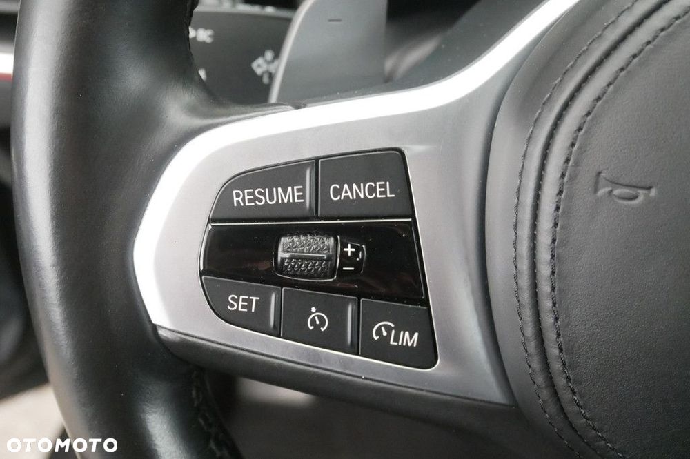 BMW Seria 3 - 25