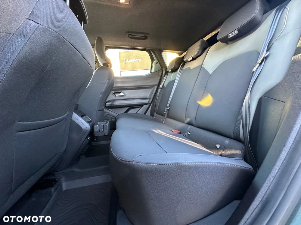 Dacia Duster 1.6 Full Hybrid 140 Extreme MMT - 8