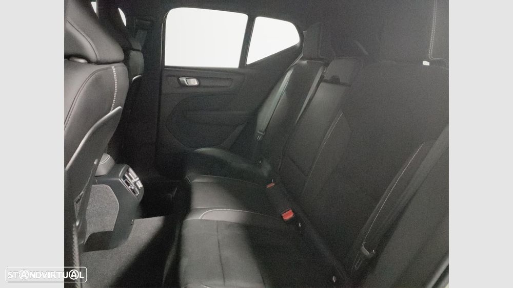 Volvo EX40 70 kWh Single Motor Core - 17