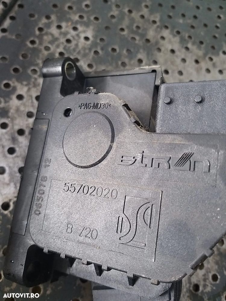 Pedala acceleratie 1.3 mjt fiat grande punto 199 55702020 - 2