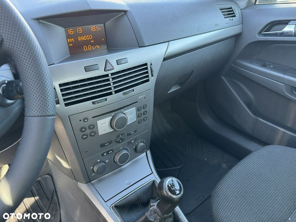 Opel Astra 1.6 Catch me - 17
