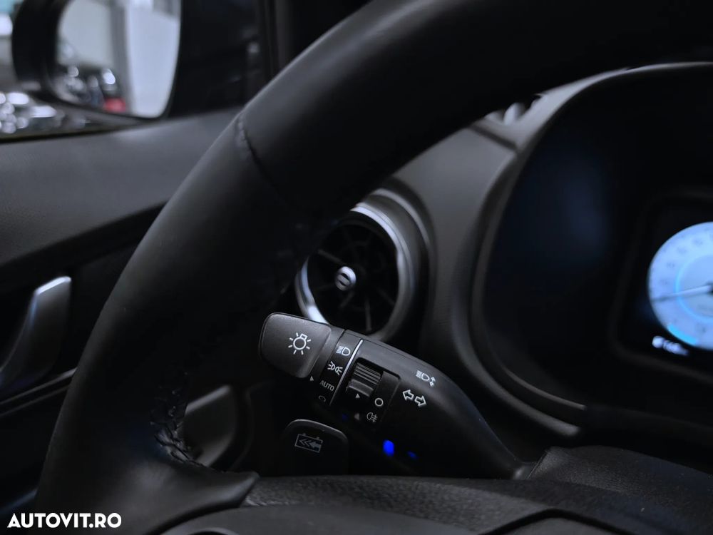 Hyundai KONA EV Select - 11