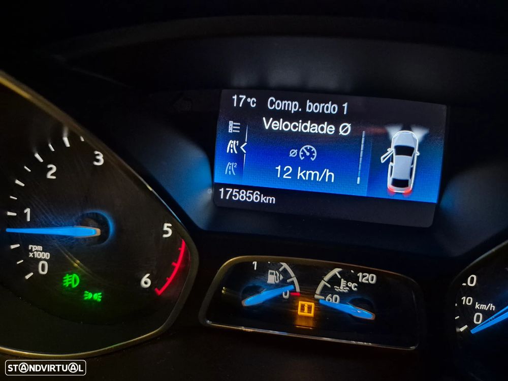 Ford Focus SW 1.5 TDCi EcoBlue Active - 46