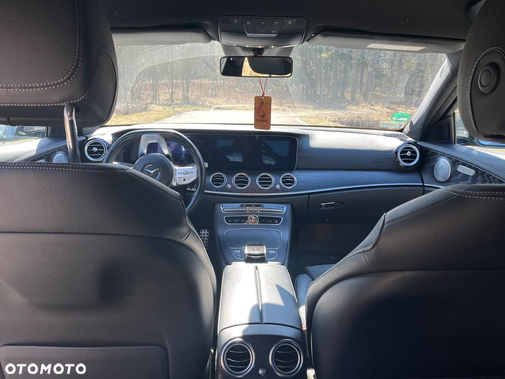 Mercedes-Benz Klasa E 400 d 4-Matic 9G-TRONIC - 20