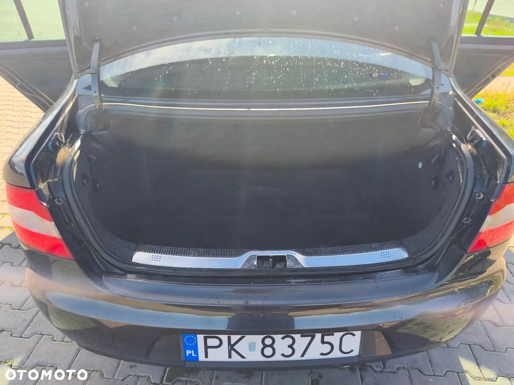 Skoda Superb 2.0 TDI Ambition DSG - 8