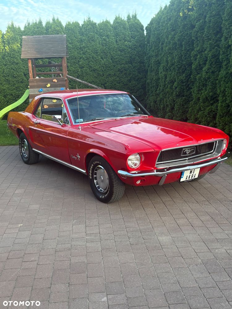 Ford Mustang - 27