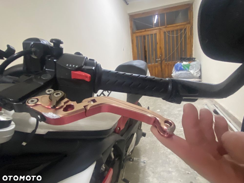 Triumph Street Triple - 5