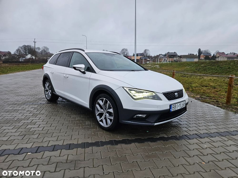 Seat Leon 1.6 TDI Start&Stop 4Drive X-Perience - 3