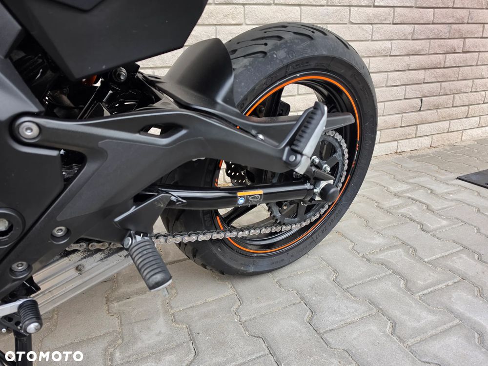 Kawasaki ER - 6