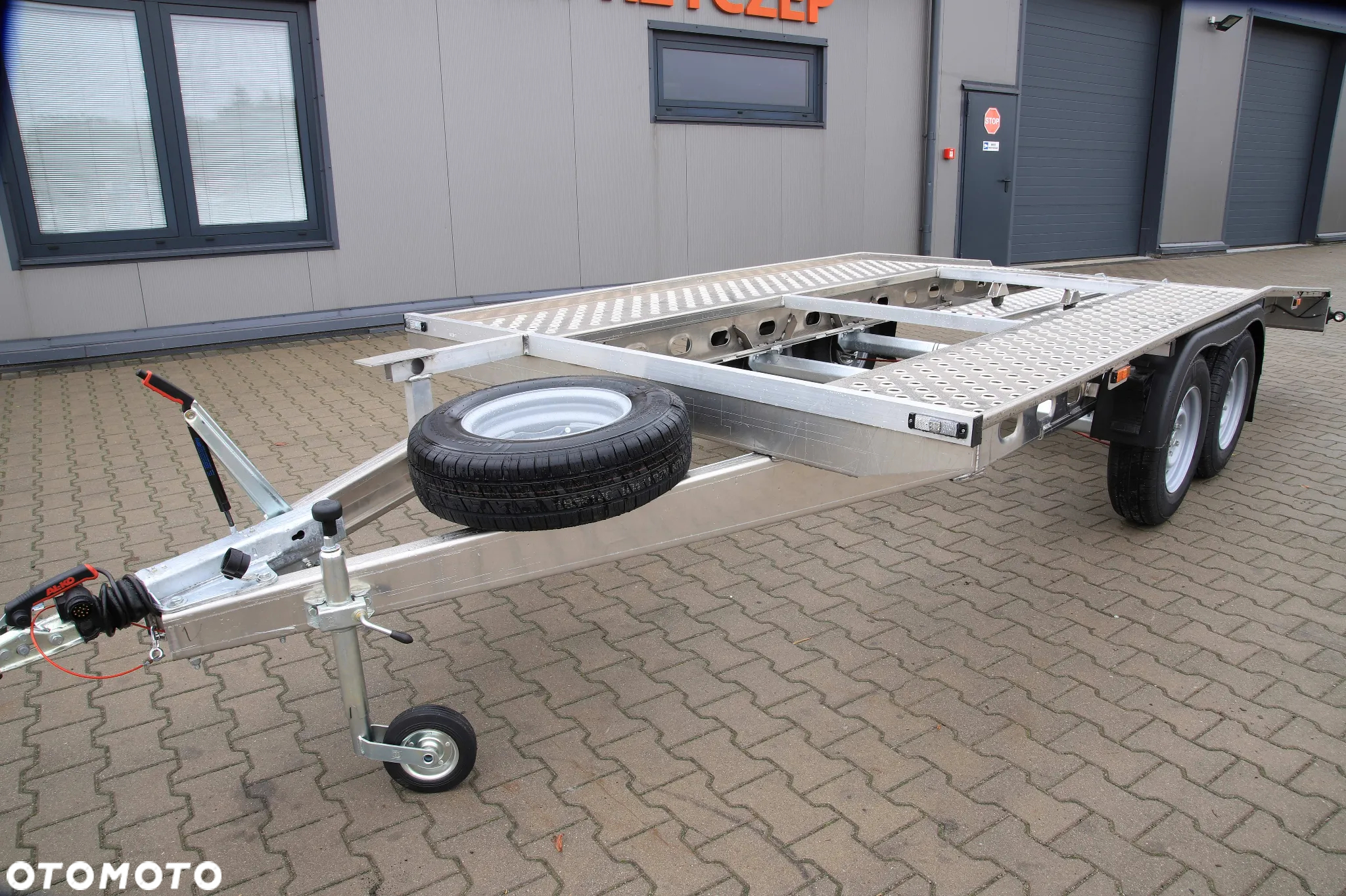 Inny Gala Taurus 4.5x2.05m Full Aluminium 420kg  Koła 14c - 13