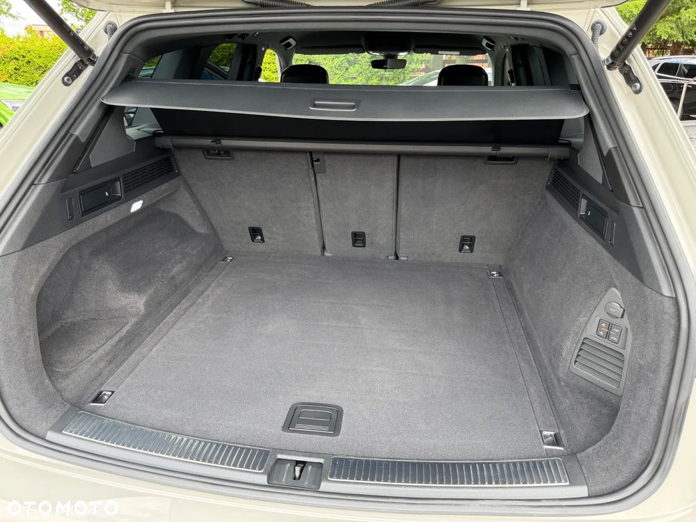 Volkswagen Touareg 3.0 V6 TDI 4Motion R-Line - 8