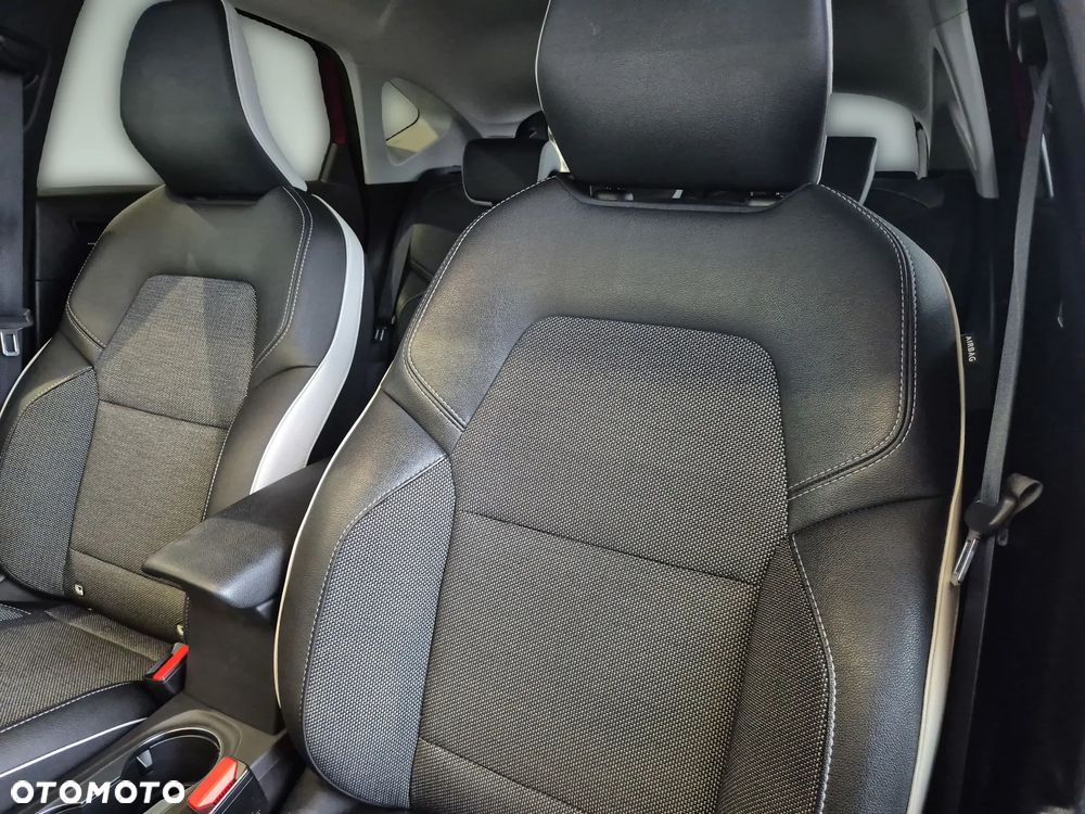 Renault Captur 1.0 TCe Techno - 14