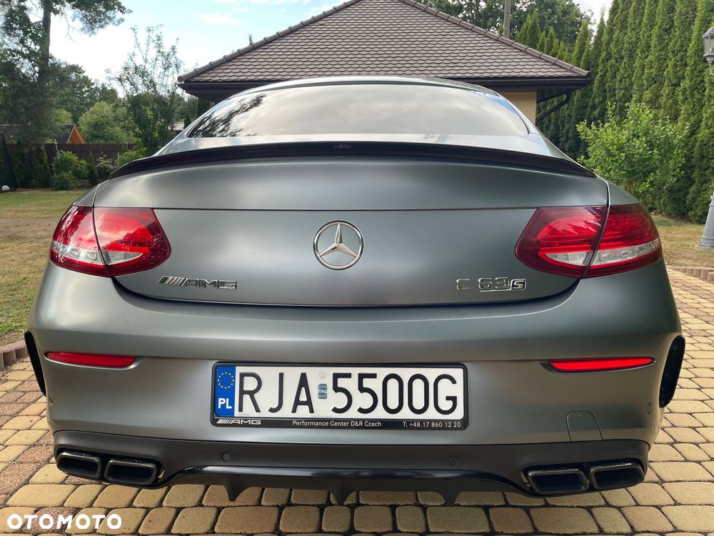 Mercedes-Benz Klasa C AMG 63 S - 17