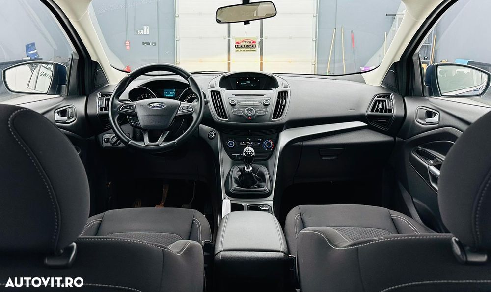 Ford Kuga 1.5 EcoBoost 2x4 Business Edition - 6