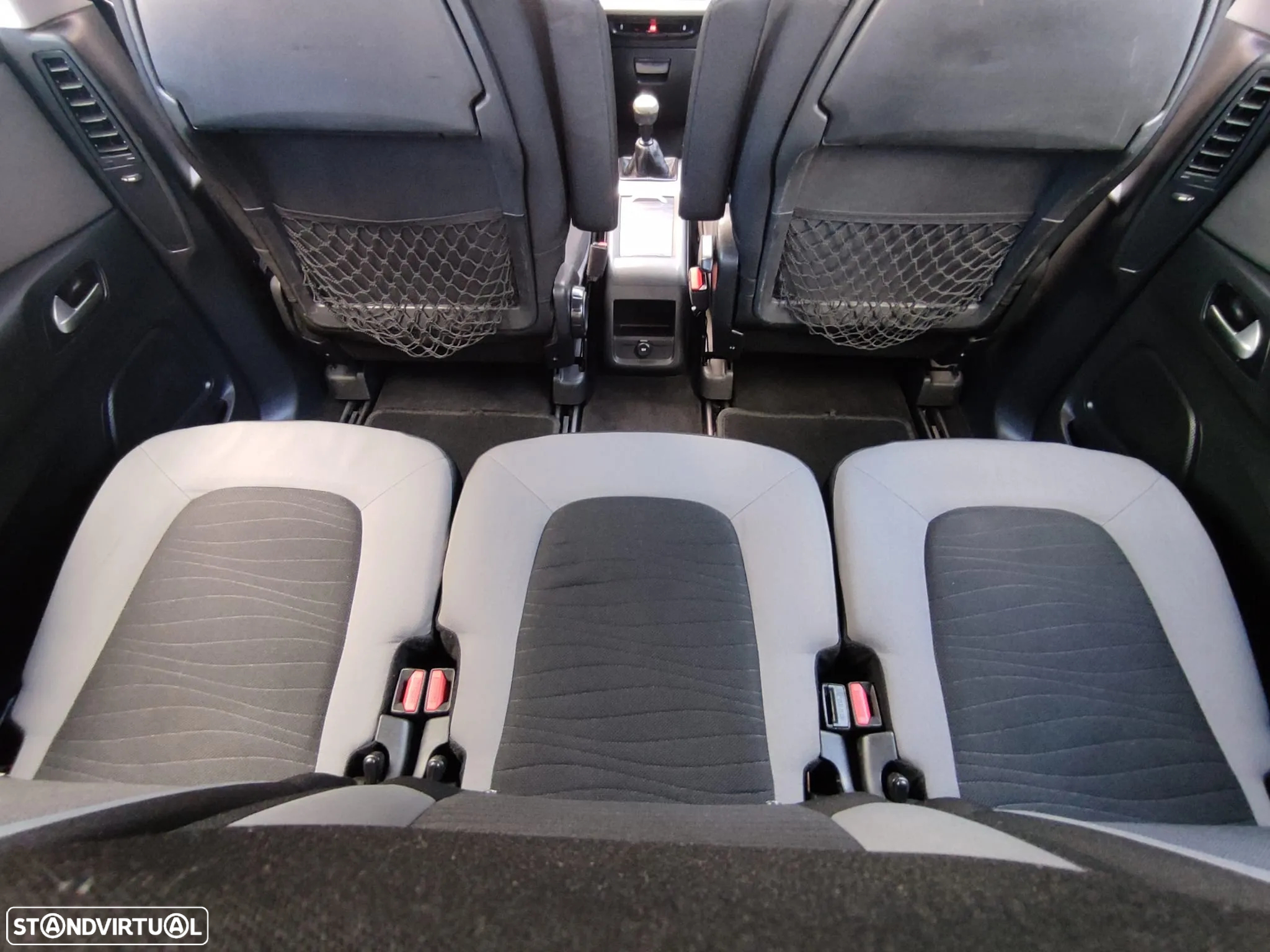 Citroën C4 Picasso 1.6 e-HDi Exclusive - 29
