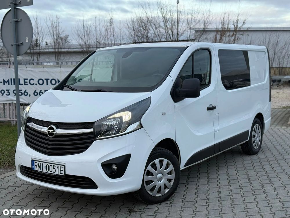Opel Vivaro - 1