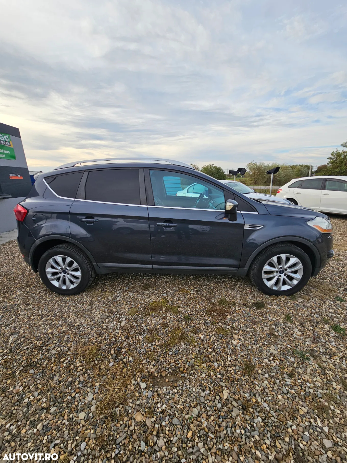 Ford Kuga 2.0 TDCi 4x4 Aut. Titanium - 10