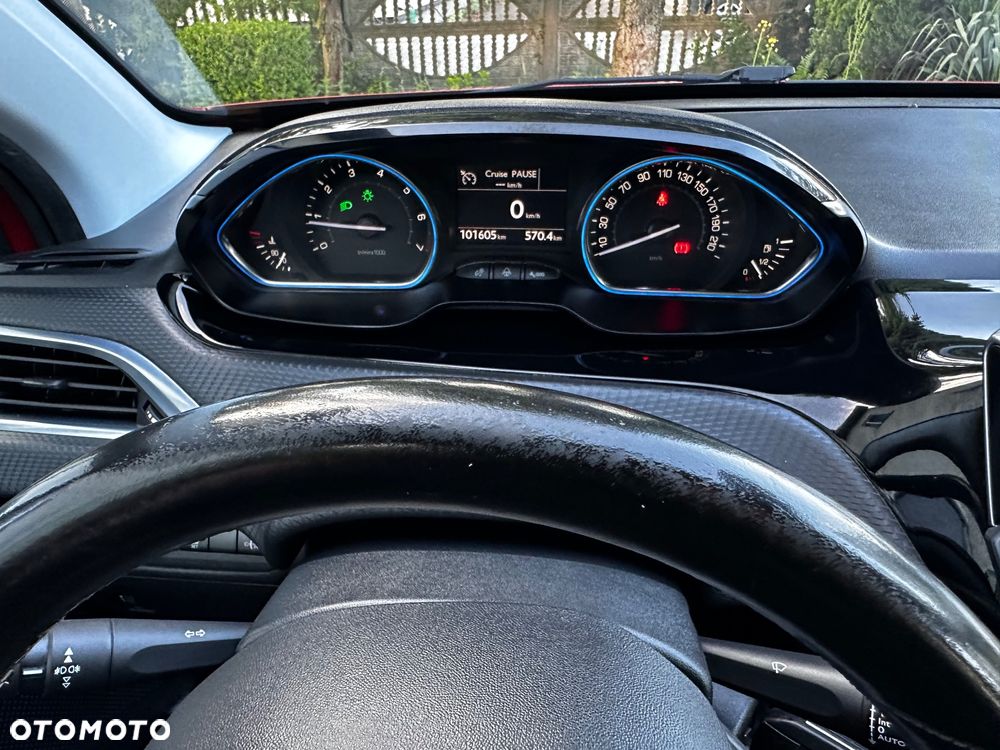 Peugeot 2008 PureTech 82 Allure - 38