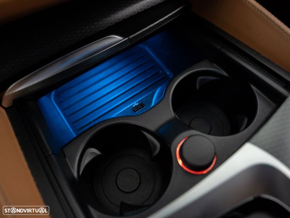 BMW 520 e Pack M - 32