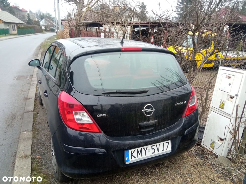 Opel Corsa - 3