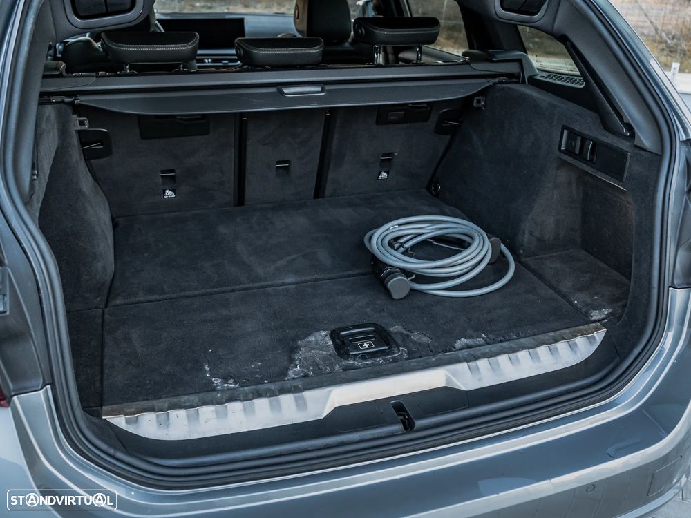BMW 320 e Aut. Luxury Line - 31