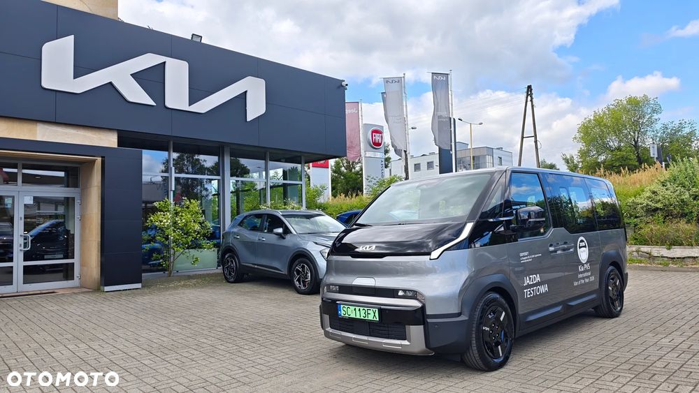 Kia PV5 - 1