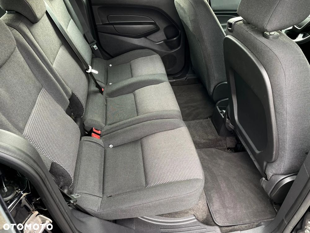 Ford Tourneo Connect - 17