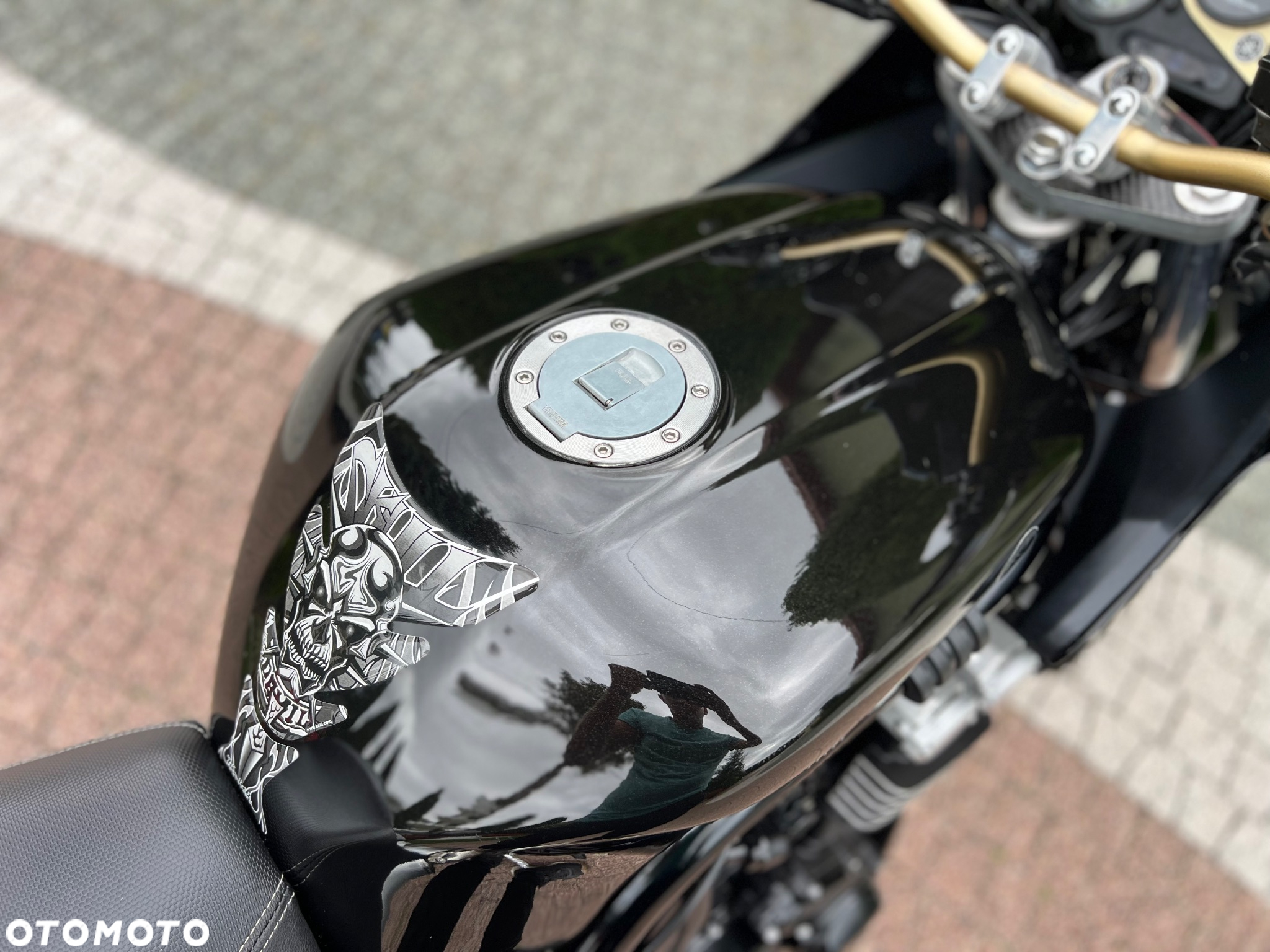 Yamaha FZS - 16