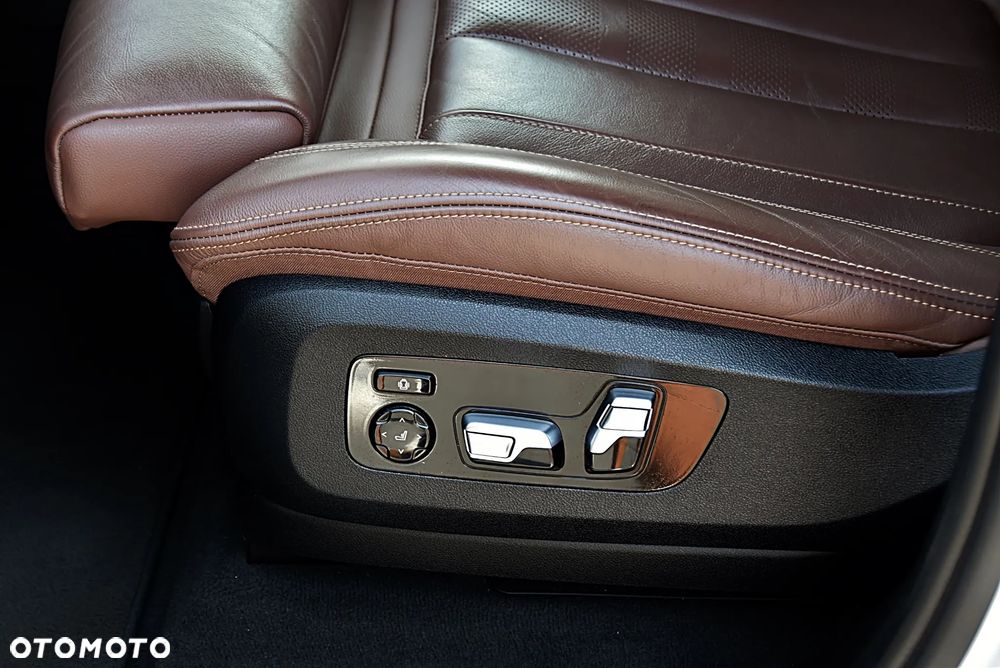 BMW X5 xDrive30d mHEV - 31