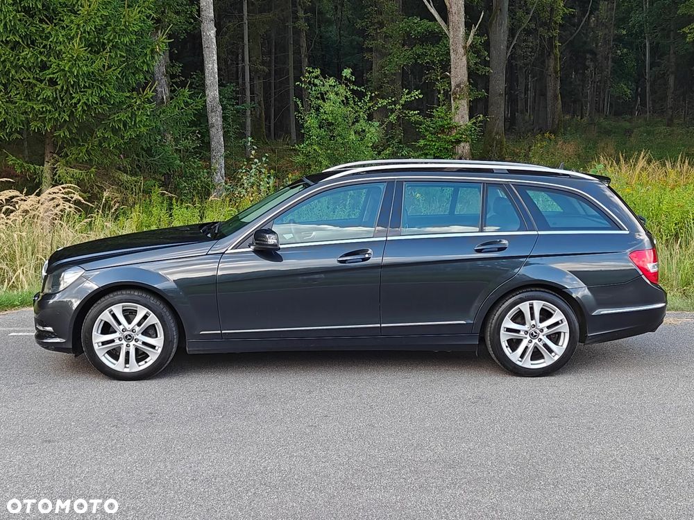 Mercedes-Benz Klasa C 200 CDI DPF (BlueEFFICIENCY) 7G-TRONIC Avantgarde - 5