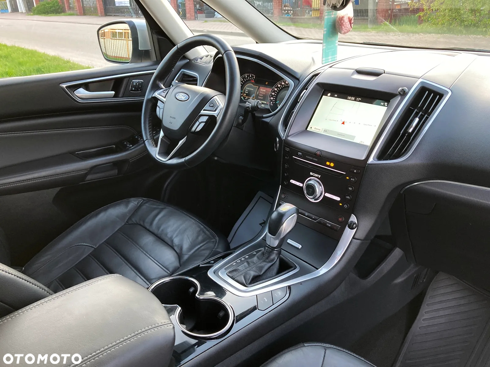 Ford Galaxy 2.0 TDCi 4WD Titanium PowerShift - 22