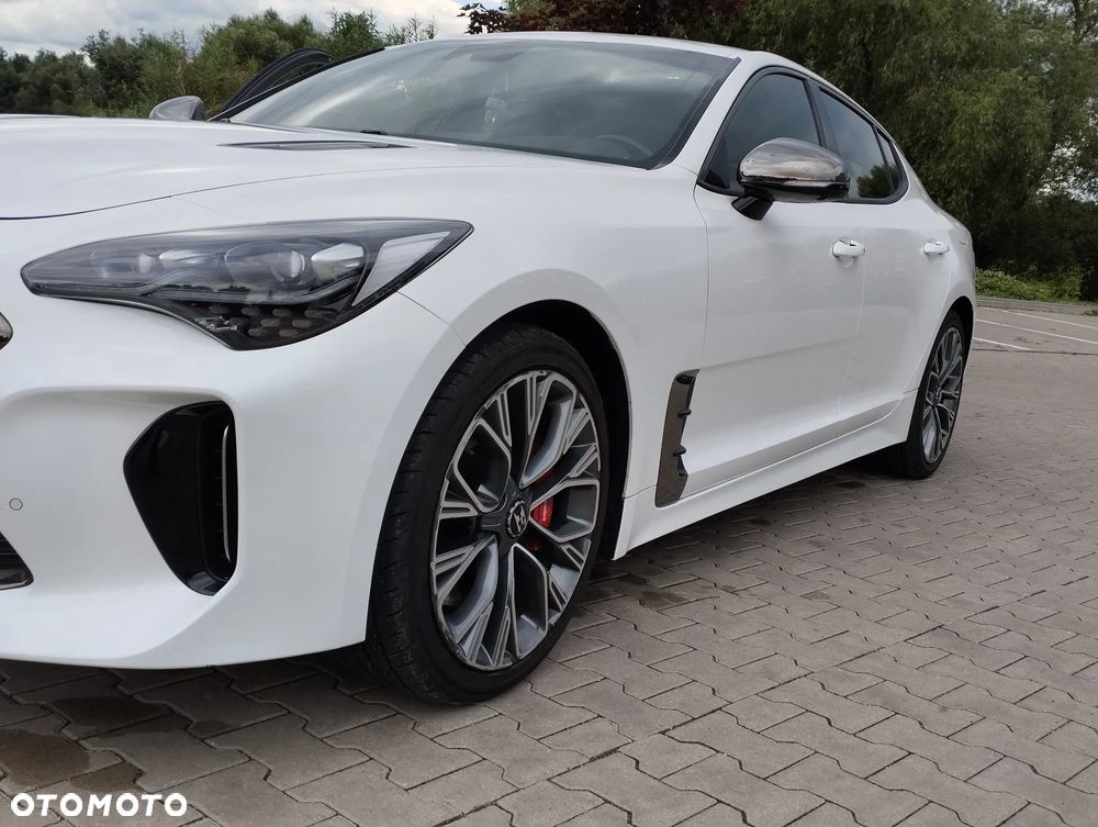 Kia Stinger 3.3 T-GDI V6 GT AWD - 5