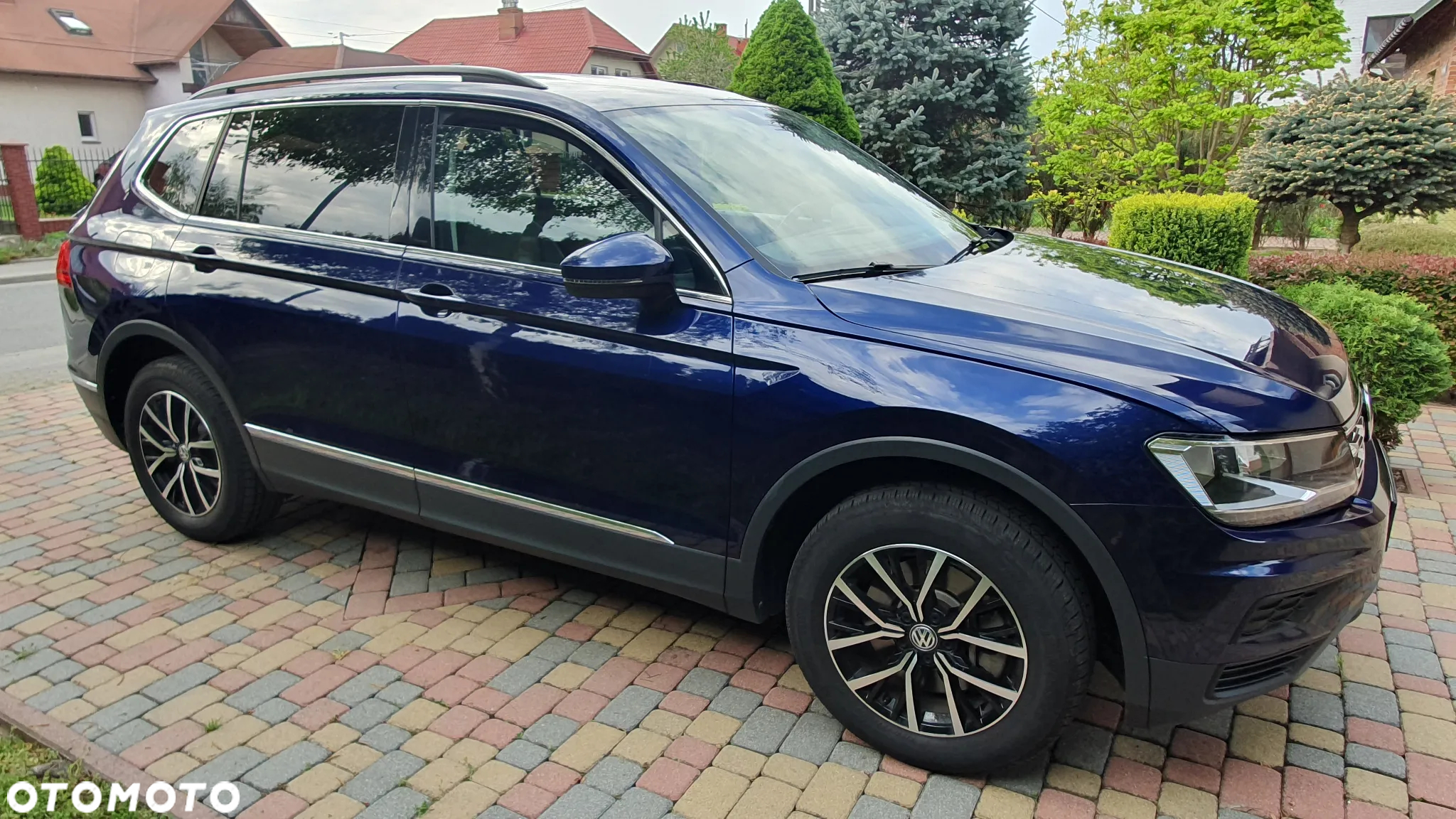 Volkswagen Tiguan - 4