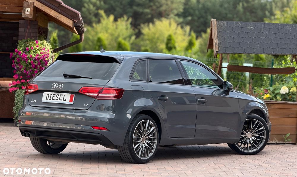 Audi A3 Sportback 2.0 TDI Ambition - 4