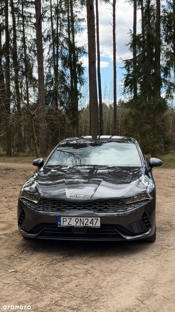 Kia K5 - 3