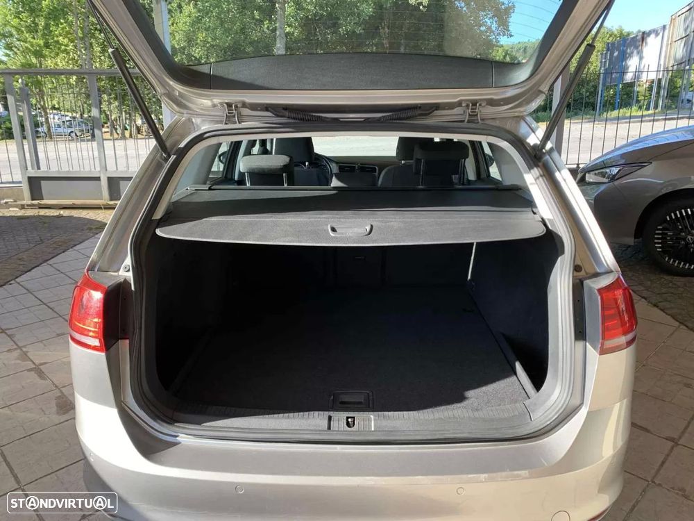 VW Golf Variant 1.6 TDi GPS Edition - 15