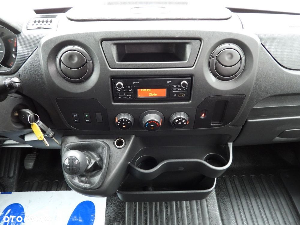 Renault MASTER FURGON BRYGADÓWKA 7 MIEJSC TEMPOMAT KLIMATYZACJA  130KM - 30