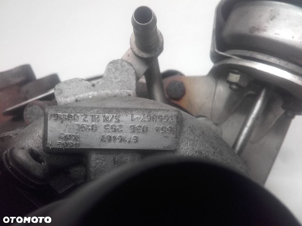Turbina turbosprężarka Passat B6 2.0 TDI 140 KM - 3